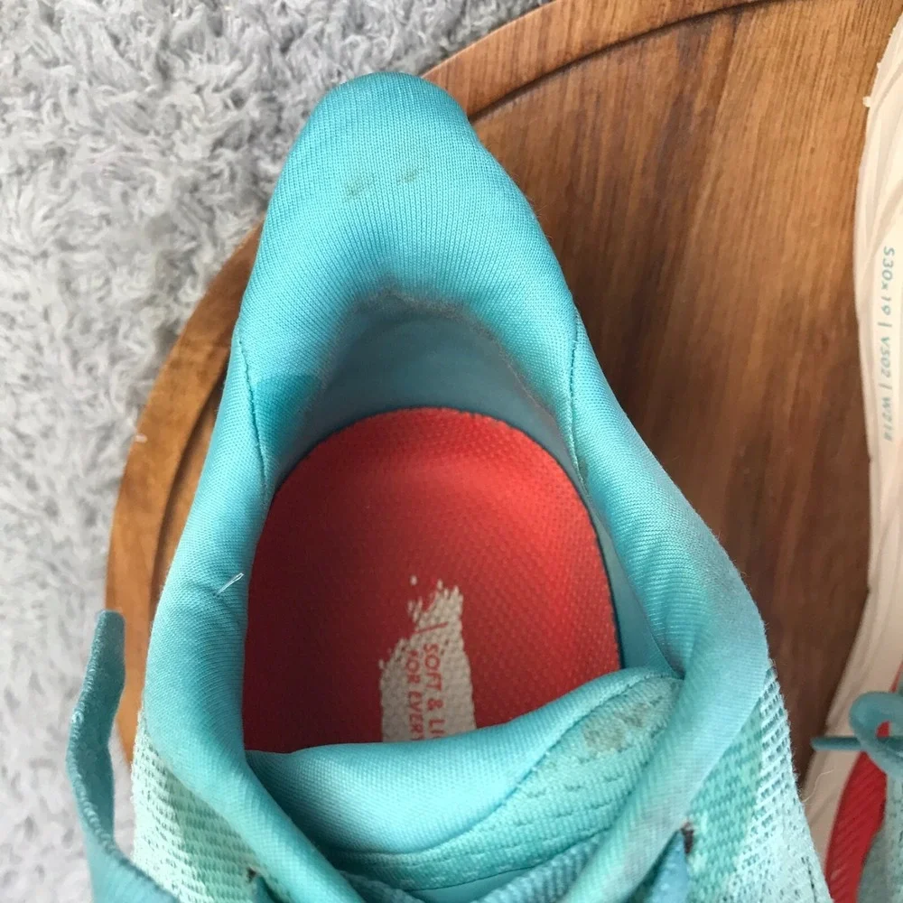 Hoka One One has couple